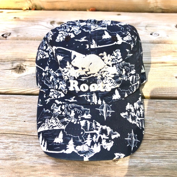 Roots Vintage Toddler Canada Map Hat 12-24M - Picture 4 of 5